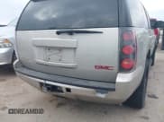 ✅ 2008 GMC Yukon SLE 3SA • VIN: 1GKFC13C38R163590 • Lot: 41518922. Wystawiony na IAAI z przebiegiem 208 715 mil. Bezpłatny archiwum sprzedaży aukcyjnych z USA i szczegółowy raport historii pojazdu na DreamBid. Zdjęcie 6.