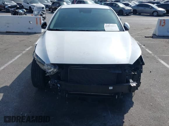 ✅ 2021 Kia Forte LXS • VIN: 3KPF24AD3ME299221 • Lot: 41893062. Listed on IAAI with 62,961 mi. Free auction sales archive from the USA and detailed vehicle history report at DreamBid. Image 6.