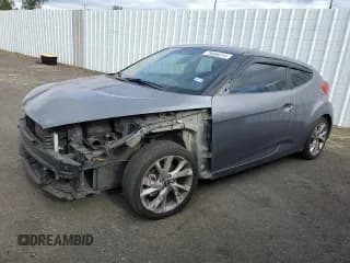 ✅ 2016 Hyundai Veloster • VIN: KMHTC6AD7GU256319 • Lot: 75864514. Wystawiony na Copart z przebiegiem 138 597 mil. Bezpłatny archiwum sprzedaży aukcyjnych z USA i szczegółowy raport historii pojazdu na DreamBid. Zdjęcie 1.