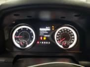 ✅ 2018 Ram 1500 Express • VIN: 3C6JR7AT5JG130842 • Lot: 42378435. Wystawiony na Copart z przebiegiem 46 531 mil. Bezpłatny archiwum sprzedaży aukcyjnych z USA i szczegółowy raport historii pojazdu na DreamBid. Zdjęcie 9.