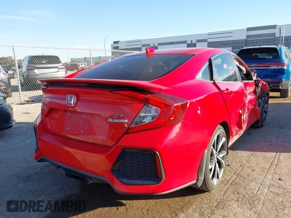 ✅ 2019 Honda Civic Si • VIN: 2HGFC1E59KH701082 • Лот: 43596521. Опубликован ранее на IAAI с пробегом 50 050 миль. Бесплатный доступ к архиву аукционных продаж из США и подробный отчёт об истории автомобиля на DreamBid. Изображение 4.