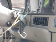 ✅ 1995 Oldsmobile Cutlass Ciera SL • VIN: 1G3AJ55M4S6365467 • Lot: 42183782. Wystawiony na IAAI z przebiegiem 105 044 mil. Bezpłatny archiwum sprzedaży aukcyjnych z USA i szczegółowy raport historii pojazdu na DreamBid. Zdjęcie 11.