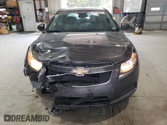 2011 Chevrolet Cruze LS z VIN 1G1PC5SH2B7185726, wystawiony jako Copart lot #71673065 z przebiegiem 229 657 mil mil oraz Szkoda całkowita • Salvage title. Historia ofert i sprzedaży dostępna na DreamBid. Obrazek 5.