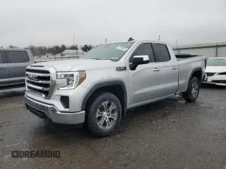 ✅ 2021 GMC Sierra 1500 SLE • VIN: 1GTR9BED2MZ320488 • Лот: 50100875. Опубликован ранее на Copart с пробегом 44 175 миль. Бесплатный доступ к архиву аукционных продаж из США и подробный отчёт об истории автомобиля на DreamBid. Изображение 1.