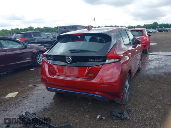 ✅ 2018 Nissan LEAF SL • VIN: 1N4AZ1CP6JC309471 • Lot: 42518388. Wystawiony na IAAI z przebiegiem 63 765 mil. Bezpłatny archiwum sprzedaży aukcyjnych z USA i szczegółowy raport historii pojazdu na DreamBid. Zdjęcie 16.