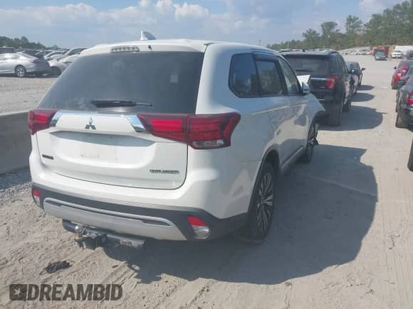2019 Mitsubishi Outlander SE with VIN JA4AD3A36KZ035377, listed as a IAAI auction lot 43218904 with 170,000 mi miles and . Bid and sale history available at DreamBid. Image 4.