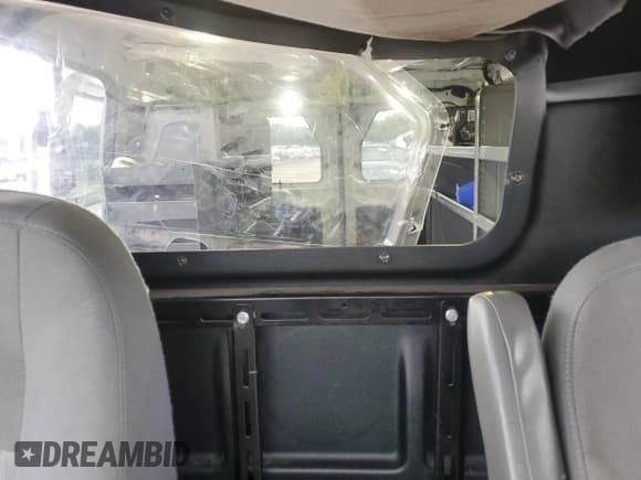 ✅ 2017 Ford Transit • VIN: 1FTYR1YM0HKA87159 • Lot: 60666785. Wystawiony na Copart z przebiegiem 226 284 mil. Bezpłatny archiwum sprzedaży aukcyjnych z USA i szczegółowy raport historii pojazdu na DreamBid. Zdjęcie 10.