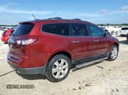 ✅ 2017 Chevrolet Traverse Premier • VIN: 1GNKRJKD1HJ293053 • Lot: 72141544. Wystawiony na Copart z przebiegiem 92 491 mil. Bezpłatny archiwum sprzedaży aukcyjnych z USA i szczegółowy raport historii pojazdu na DreamBid. Zdjęcie 3.