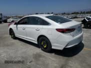 ✅ 2018 Hyundai Sonata SE • VIN: 5NPE24AF3JH700450 • Lot: 66043935. Wystawiony na Copart z przebiegiem Nie podano. Bezpłatny archiwum sprzedaży aukcyjnych z USA i szczegółowy raport historii pojazdu na DreamBid. Zdjęcie 2.