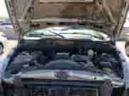 2004 Dodge 3500 ST z VIN 3D7LU38C34G105088, wystawiony jako IAAI lot #41493283 z przebiegiem Nie podano mil oraz . Historia ofert i sprzedaży dostępna na DreamBid. Obrazek 10.