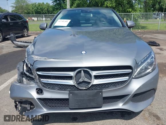 ✅ 2016 Mercedes-Benz C 300 • VIN: 55SWF4KB1GU135738 • Lot: 42741281. Wystawiony na IAAI z przebiegiem 140 003 mil. Bezpłatny archiwum sprzedaży aukcyjnych z USA i szczegółowy raport historii pojazdu na DreamBid. Zdjęcie 12.