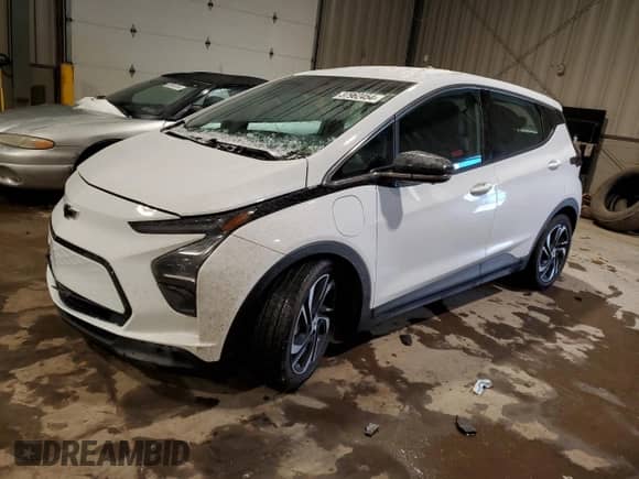 2023 Chevrolet Bolt EV 2LT z VIN 1G1FX6S02P4155795, wystawiony jako Copart lot #37962454 z przebiegiem 3 620 mil mil oraz . Historia ofert i sprzedaży dostępna na DreamBid. Obrazek 1.