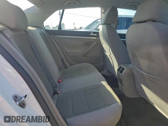 ✅ 2010 Volkswagen Jetta S • VIN: 3VWJZ7AJ6AM064274 • Lot: 94191905. Listed on Copart with 66,910 mi. Free auction sales archive from the USA and detailed vehicle history report at DreamBid. Image 10.