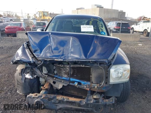 ✅ 2005 Dodge Dakota SLT • VIN: 1D7HW48N75S166543 • Лот: 43679489. Опубликован ранее на IAAI с пробегом 197 288 миль. Бесплатный доступ к архиву аукционных продаж из США и подробный отчёт об истории автомобиля на DreamBid. Изображение 10.