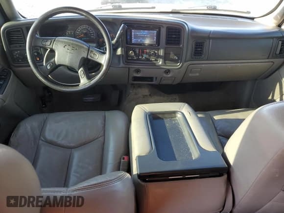 ✅ 2005 Chevrolet Tahoe LS • VIN: 1GNEC13V35R264642 • Лот: 70275105. Опубликован ранее на Copart с пробегом 252 526 миль. Бесплатный доступ к архиву аукционных продаж из США и подробный отчёт об истории автомобиля на DreamBid. Изображение 8.