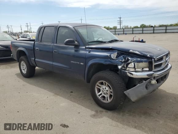 ✅ 2001 Dodge Dakota Sport • VIN: 1B7GG2AN91S111149 • Lot: 52609755. Wystawiony na Copart z przebiegiem 118 010 mil. Bezpłatny archiwum sprzedaży aukcyjnych z USA i szczegółowy raport historii pojazdu na DreamBid. Zdjęcie 4.