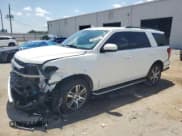 ✅ 2022 Ford Expedition XLT • VIN: 1FMJU1HTXNEA17536 • Лот: 67043405. Опубликован ранее на Copart с пробегом 64 465 миль. Бесплатный доступ к архиву аукционных продаж из США и подробный отчёт об истории автомобиля на DreamBid. Изображение 1.