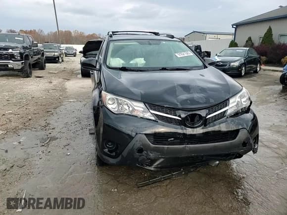 ✅ 2014 Toyota RAV4 LE • VIN: 2T3ZFREV7EW100291 • Lot: 91621565. Listed on Copart with 148,237 mi. Free auction sales archive from the USA and detailed vehicle history report at DreamBid. Image 14.