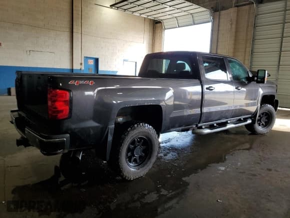 ✅ 2015 Chevrolet Silverado 2500HD LT • VIN: 1GC1KVE81FF527397 • Lot: 51275275. Listed on Copart with 203,323 mi. Free auction sales archive from the USA and detailed vehicle history report at DreamBid. Image 3.
