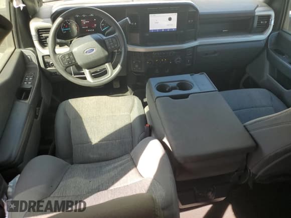 ✅ 2024 Ford F-250 XL • VIN: 1FT8W2BA9REC57354 • Lot: 50359485. Listed on Copart with 46,841 mi. Free auction sales archive from the USA and detailed vehicle history report at DreamBid. Image 8.