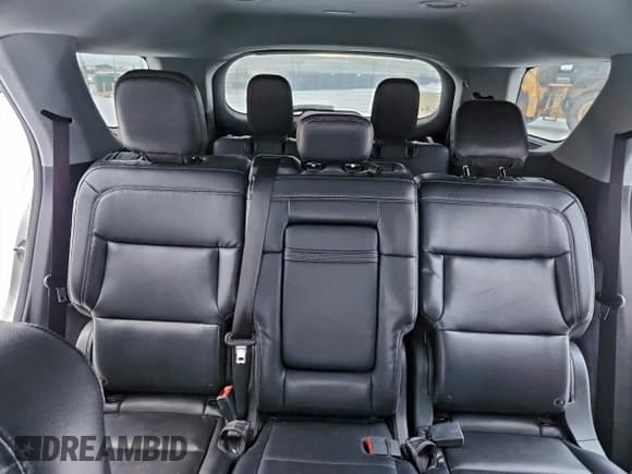 ✅ 2023 Ford Explorer XLT • VIN: 1FMSK8DH6PGA35110 • Lot: 95756225. Wystawiony na Copart z przebiegiem 141 674 mil. Bezpłatny archiwum sprzedaży aukcyjnych z USA i szczegółowy raport historii pojazdu na DreamBid. Zdjęcie 10.