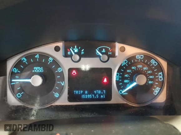 ✅ 2010 Mercury Mariner Premier • VIN: 4M2CN9H70AKJ24788 • Lot: 63035164. Wystawiony na Copart z przebiegiem 153 957 mil. Bezpłatny archiwum sprzedaży aukcyjnych z USA i szczegółowy raport historii pojazdu na DreamBid. Zdjęcie 9.