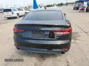 ✅ 2019 Audi A5 Sportback Premium Plus • VIN: WAUENCF56KA070513 • Lot: 71406345. Wystawiony na Copart z przebiegiem 70 748 mil. Bezpłatny archiwum sprzedaży aukcyjnych z USA i szczegółowy raport historii pojazdu na DreamBid. Zdjęcie 6.