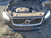 ✅ 2021 Volvo XC90 Momentum • VIN: YV4102PK6M1714509 • Лот: 86405865. Опубликован ранее на Copart с пробегом 46 091 миль. Бесплатный доступ к архиву аукционных продаж из США и подробный отчёт об истории автомобиля на DreamBid. Изображение 12.