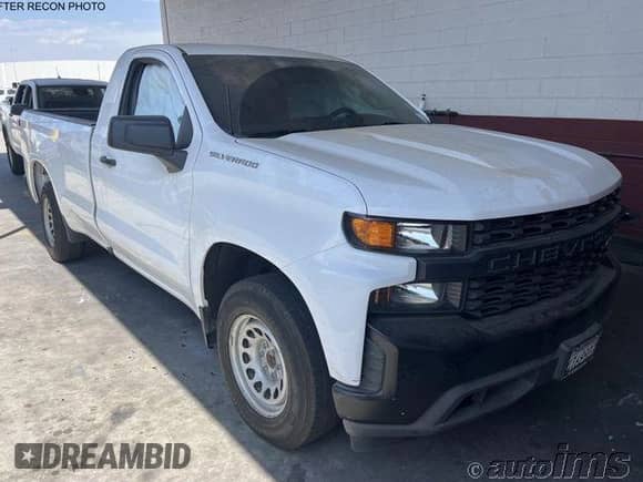 2021 Chevrolet Silverado 1500 Work Truck z VIN 3GCNWAEF8MG164749, wystawiony jako IAAI lot #43632324 z przebiegiem 90 987 mil mil oraz . Historia ofert i sprzedaży dostępna na DreamBid. Obrazek 6.