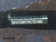 ✅ 2017 Nissan Rogue SL • VIN: 5N1AT2MV7HC751485 • Lot: 42070057. Listed on IAAI with 93,921 mi. Free auction sales archive from the USA and detailed vehicle history report at DreamBid. Image 17.