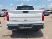✅ 2019 Chevrolet Silverado 1500 LT Trail Boss • VIN: 3GCPYFED3KG123716 • Lot: 42710140. Wystawiony na IAAI z przebiegiem 118 170 mil. Bezpłatny archiwum sprzedaży aukcyjnych z USA i szczegółowy raport historii pojazdu na DreamBid. Zdjęcie 16.