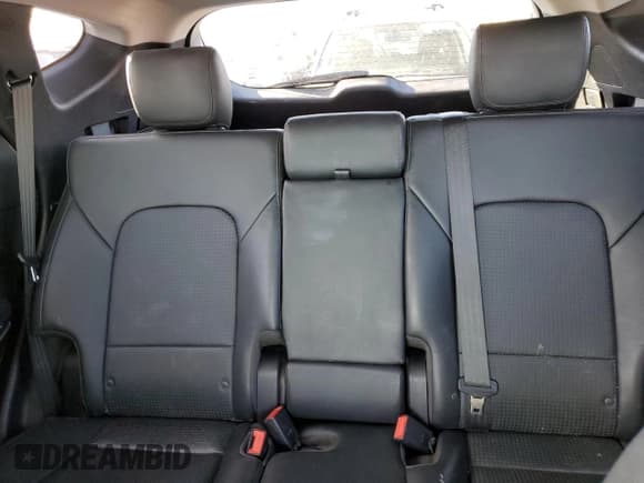 ✅ 2015 Hyundai Santa Fe Limited • VIN: 5XYZUDLA6FG278797 • Lot: 39714313. Listed on Copart with 116,265 mi. Free auction sales archive from the USA and detailed vehicle history report at DreamBid. Image 10.