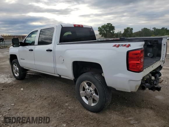 ✅ 2018 Chevrolet Silverado 2500HD Work Truck • VIN: 1GC1KUEG8JF111809 • Лот: 71122155. Опубликован ранее на Copart с пробегом 219 488 миль. Бесплатный доступ к архиву аукционных продаж из США и подробный отчёт об истории автомобиля на DreamBid. Изображение 2.