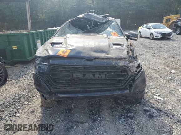 2021 Ram 1500 Limited with VIN 1C6SRFHT5MN567028, listed as a Copart auction lot 68418825 with 106,354 mi miles and Clean title. Bid and sale history available at DreamBid. Image 5.