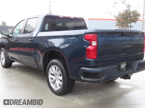 ✅ 2023 Chevrolet Silverado 1500 Custom • VIN: 3GCPABEK4PG182678 • Лот: 93682165. Опубликован ранее на Copart с пробегом 45 999 миль. Бесплатный доступ к архиву аукционных продаж из США и подробный отчёт об истории автомобиля на DreamBid. Изображение 4.