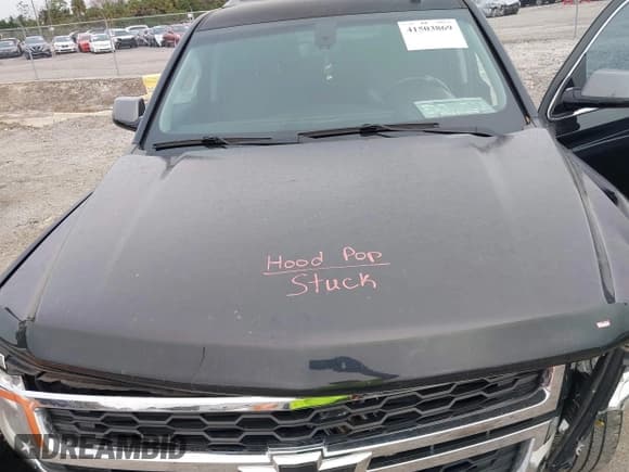 ✅ 2017 Chevrolet Suburban LS • VIN: 1GNSCGKC4HR289284 • Lot: 41503869. Listed on IAAI with 92,048 mi. Free auction sales archive from the USA and detailed vehicle history report at DreamBid. Image 10.