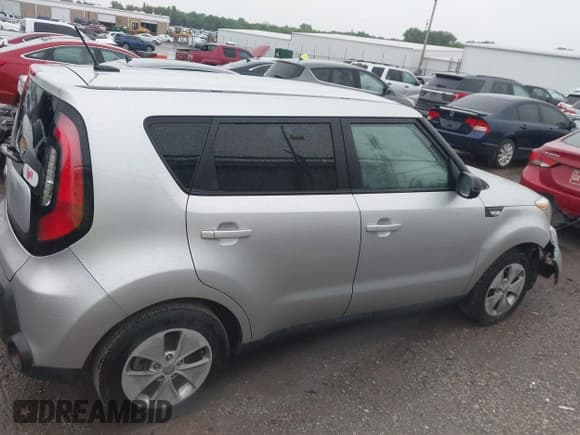 ✅ 2014 Kia Soul • VIN: KNDJN2A24E7705299 • Lot: 42198202. Listed on IAAI with 154,574 mi. Free auction sales archive from the USA and detailed vehicle history report at DreamBid. Image 13.