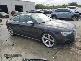 ✅ 2013 Audi RS 5 • VIN: WUAC6AFR7DA901683 • Lot: 50309945. Wystawiony na Copart z przebiegiem 138 800 mil. Bezpłatny archiwum sprzedaży aukcyjnych z USA i szczegółowy raport historii pojazdu na DreamBid. Zdjęcie 4.