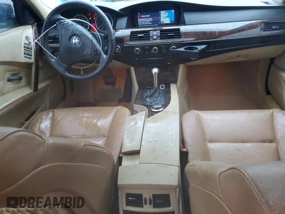 ✅ 2007 BMW 5 Series 530xi • VIN: WBANF73507CU23770 • Лот: 80602585. Опубликован ранее на Copart с пробегом 141 013 миль. Бесплатный доступ к архиву аукционных продаж из США и подробный отчёт об истории автомобиля на DreamBid. Изображение 8.