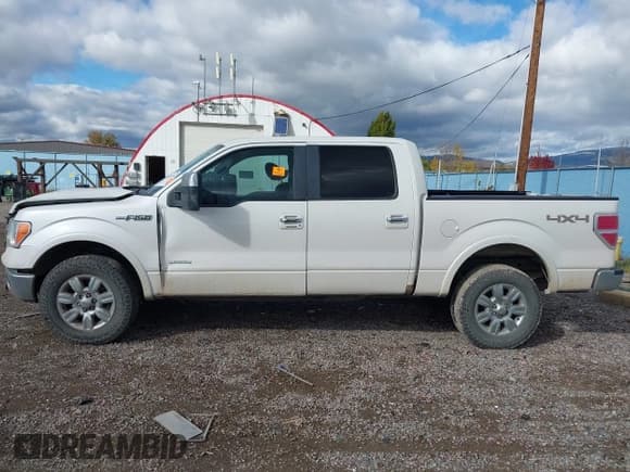 ✅ 2011 Ford F-150 XLT • VIN: 1FTFW1ET6BFA62147 • Lot: 43462976. Listed on IAAI with 272,773 mi. Free auction sales archive from the USA and detailed vehicle history report at DreamBid. Image 14.