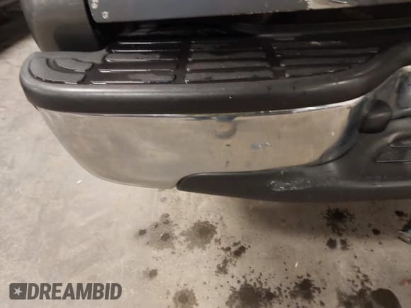 ✅ 2002 Chevrolet Suburban LT • VIN: 1GNFK16Z92J209533 • Лот: 41561925. Опубликован ранее на IAAI с пробегом 418 660 миль. Бесплатный доступ к архиву аукционных продаж из США и подробный отчёт об истории автомобиля на DreamBid. Изображение 20.