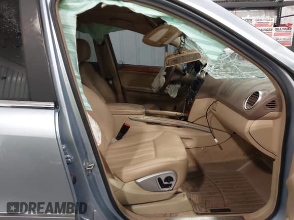 ✅ 2008 Mercedes-Benz M 320 CDI • VIN: 4JGBB22E38A372943 • Lot: 42583983. Listed on IAAI with 192,262 mi. Free auction sales archive from the USA and detailed vehicle history report at DreamBid. Image 5.
