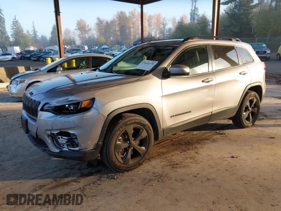 ✅ 2019 Jeep Cherokee Latitude Plus • VIN: 1C4PJMLB6KD291289 • Lot: 43646578. Wystawiony na IAAI z przebiegiem 128 283 mil. Bezpłatny archiwum sprzedaży aukcyjnych z USA i szczegółowy raport historii pojazdu na DreamBid. Zdjęcie 17.