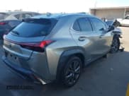 ✅ 2019 Lexus UX 250h • VIN: JTHU9JBH6K2000266 • Лот: 41387494. Опубликован ранее на IAAI с пробегом 38 378 миль. Бесплатный доступ к архиву аукционных продаж из США и подробный отчёт об истории автомобиля на DreamBid. Изображение 4.