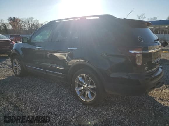 ✅ 2013 Ford Explorer XLT • VIN: 1FM5K8D88DGC76322 • Lot: 49428895. Wystawiony na Copart z przebiegiem 160 100 mil. Bezpłatny archiwum sprzedaży aukcyjnych z USA i szczegółowy raport historii pojazdu na DreamBid. Zdjęcie 2.
