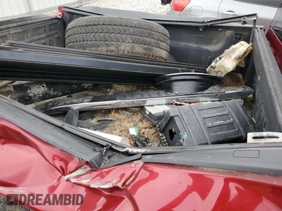 ✅ 2018 GMC Sierra 3500HD Denali • VIN: 1GT42YEYXJF146283 • Lot: 59911455. Wystawiony na Copart z przebiegiem Nie podano. Bezpłatny archiwum sprzedaży aukcyjnych z USA i szczegółowy raport historii pojazdu na DreamBid. Zdjęcie 12.