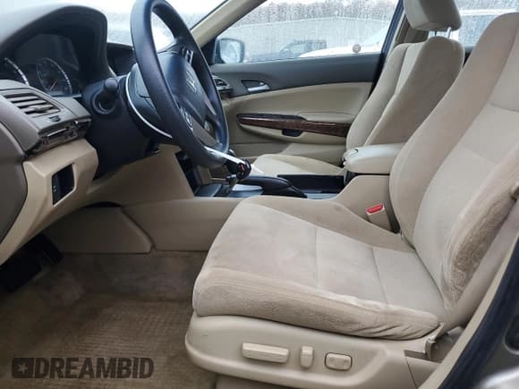 ✅ 2010 Honda Accord EX • VIN: 1HGCP2F77AA034538 • Lot: 90438005. Listed on Copart with 209,211 mi. Free auction sales archive from the USA and detailed vehicle history report at DreamBid. Image 7.