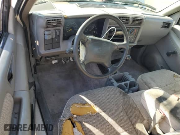 1995 Chevrolet S-10 LS с VIN 1GCCS1946SK113428, выставлен на аукционе Copart как лот 76366754 с пробегом 200 417 миль миль и Списание • Salvage title. История ставок и продаж доступна на DreamBid. Изображение 8.