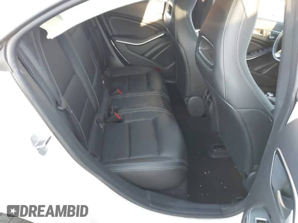 2019 Mercedes-Benz CLA 250 с VIN WDDSJ4EB0KN776745, выставлен на аукционе IAAI как лот 43358222 с пробегом 49 974 миль миль и . История ставок и продаж доступна на DreamBid. Изображение 8.