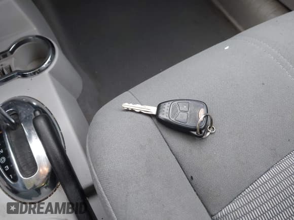 ✅ 2007 Chrysler PT Cruiser Limited • VIN: 3A8FY68B47T623526 • Lot: 41994985. Wystawiony na IAAI z przebiegiem 153 132 mil. Bezpłatny archiwum sprzedaży aukcyjnych z USA i szczegółowy raport historii pojazdu na DreamBid. Zdjęcie 11.